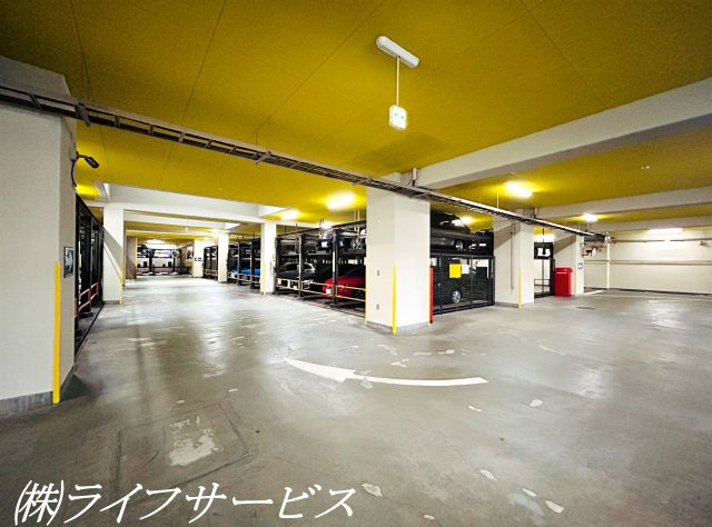 【駐車場】 | ファミール北大阪パークサイド | 敷地内駐車場