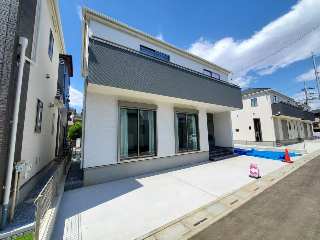 三郷市　戸ケ崎5丁目　新築戸建　全9棟