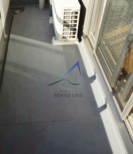 トランスパレントのバルコニー|バルコニーです。