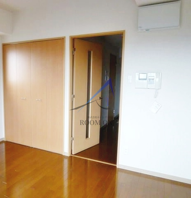 トランスパレントの居間・リビング|洋室のお部屋です。