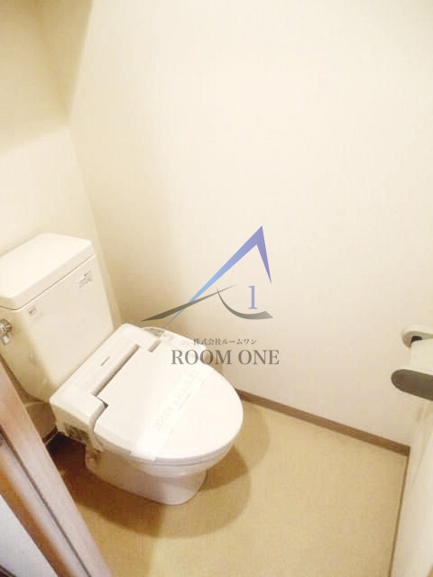 トランスパレントのトイレ|トイレです。