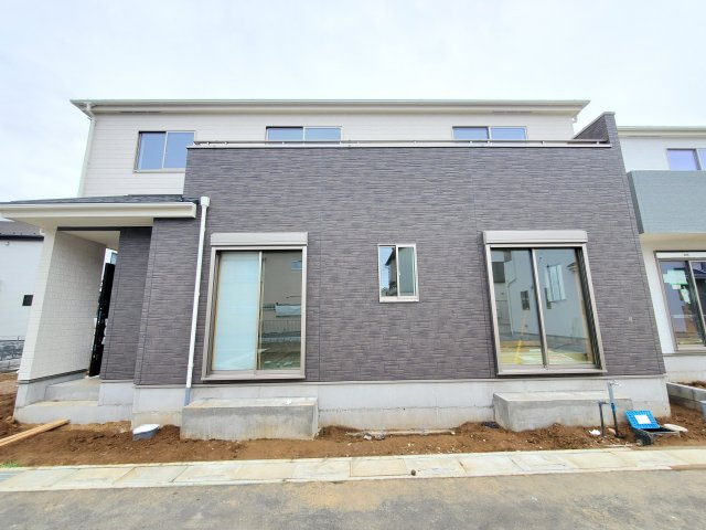 三郷市　鷹野4丁目　新築戸建　全9棟