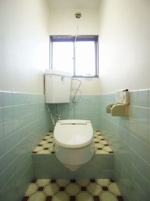 【トイレ】 | 楡木町戸建貸家 | 温水洗浄暖房便座機能付きです♪