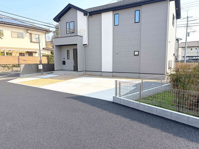 水戸市元吉田町14期　新築戸建て　3号棟の駐車場|カースペースは2台お停めいただけます♪