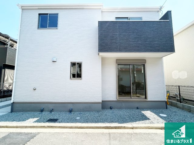 29(土)30(日)現地説明会！◆堺市東区北野田　限定1邸の外観|安心の10年保証！外観を美しく保ち、雨水で汚れを落とします！気になることがありましたら、お気軽にお問い合わせください！