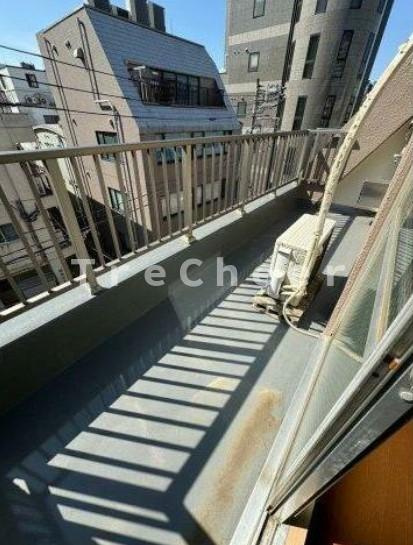 吉見ビルのバルコニー