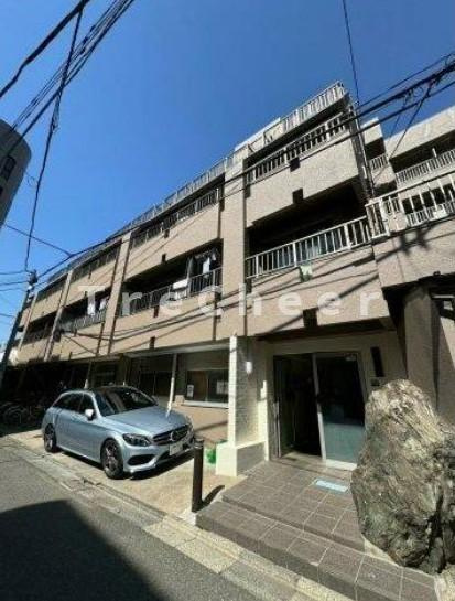 吉見ビルの外観