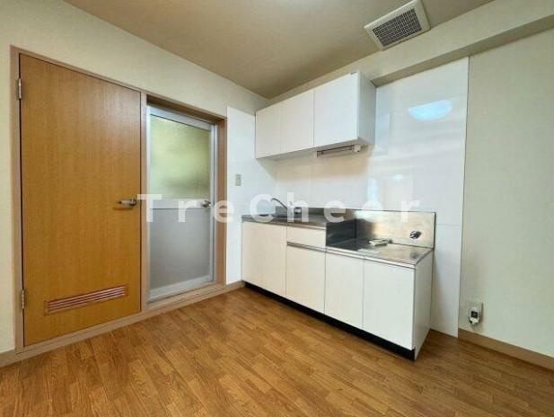 吉見ビルの内装