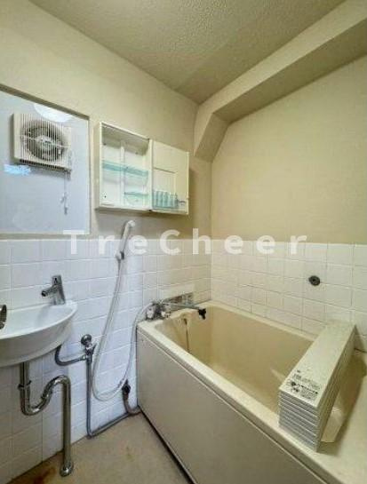 吉見ビルの浴室