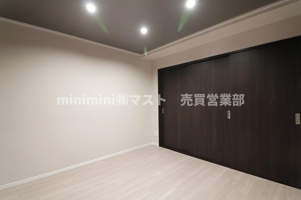 エスリード阿波座の洋室