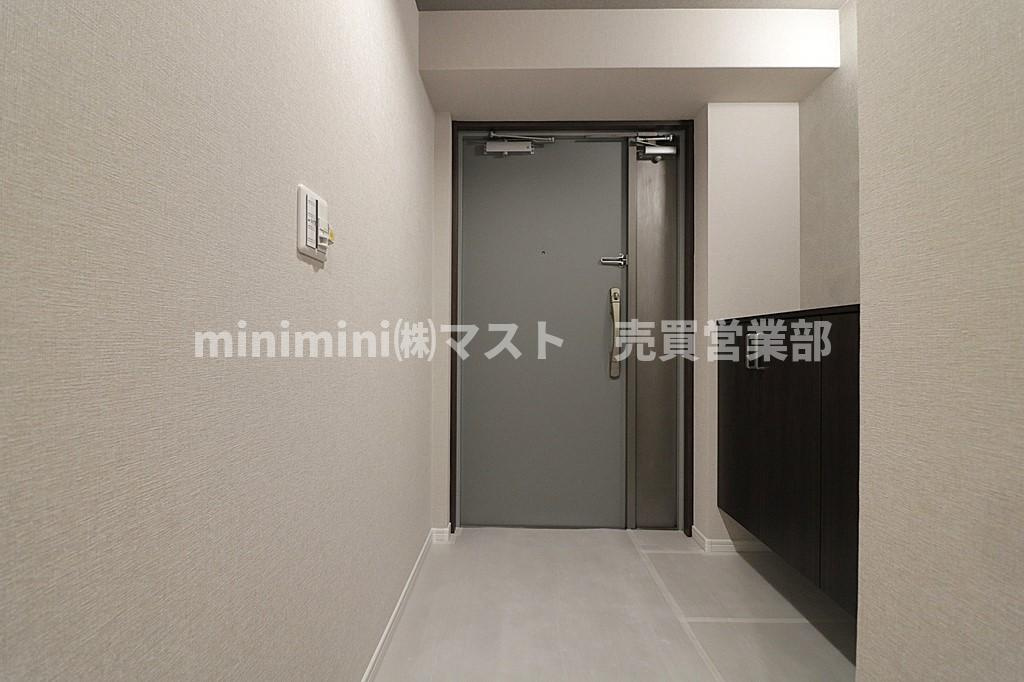 エスリード阿波座の玄関