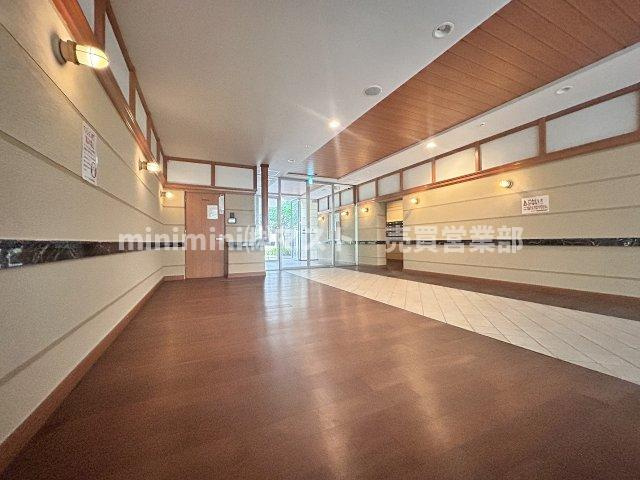 エスリード阿波座のロビー