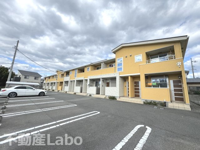徳島市北島田町２丁目のアパート