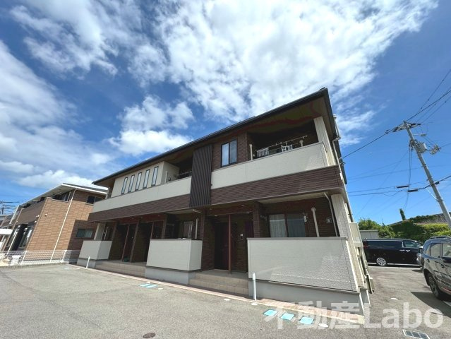 徳島市津田町１丁目のアパート