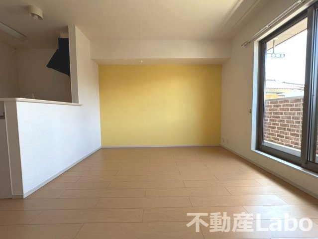 徳島市津田本町３丁目のアパート