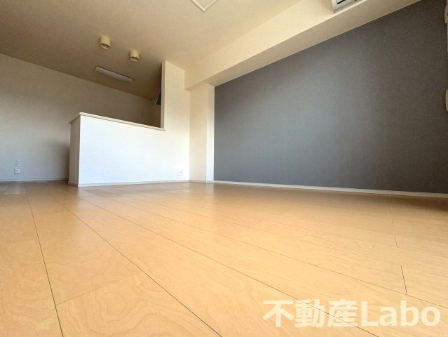 徳島市西新浜町１丁目のアパート