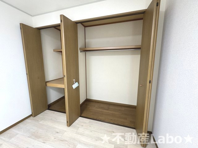 徳島市安宅２丁目のアパートの収納