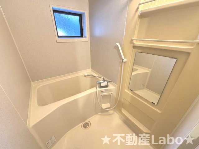 徳島市安宅２丁目のアパートの浴室