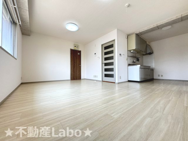 徳島市南沖洲４丁目の賃貸マンション