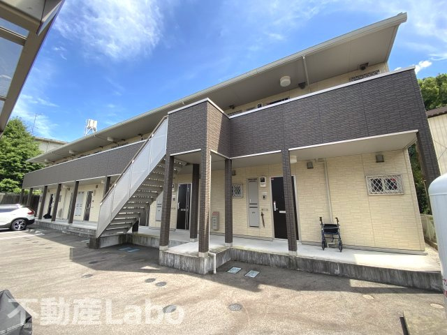 徳島市南佐古八番町のアパート