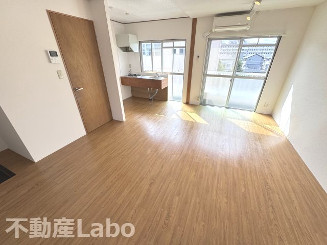 徳島市南沖洲３丁目の賃貸マンション