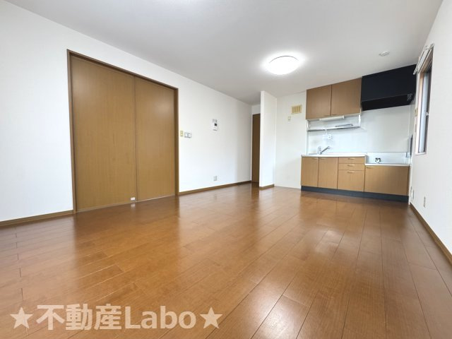 徳島市東吉野町３丁目のアパート