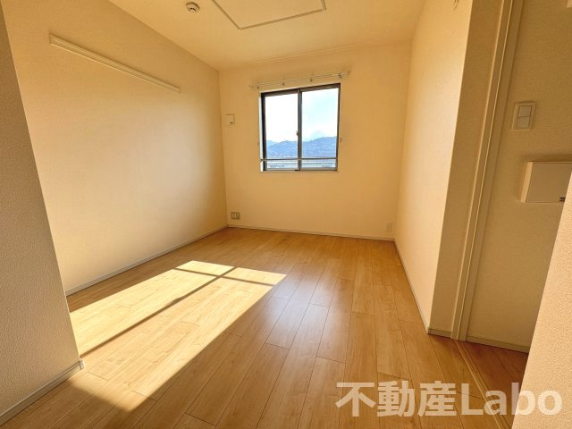 ミッドタウンCの洋室