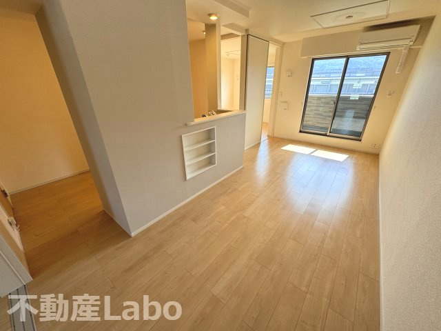 ミッドタウンCの居間・リビング