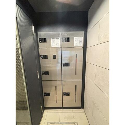 【その他共用部分】 | グランリーヴェル横濱和田町ELMO | 宅配ボックスございます♪