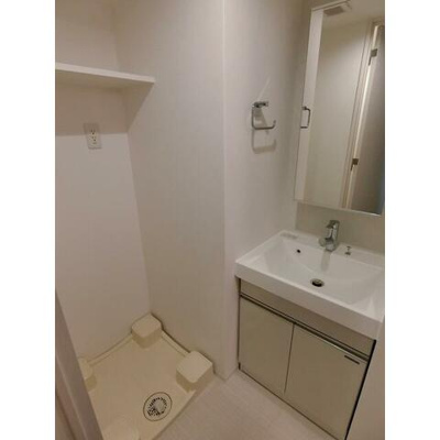 【洗面所】 | グランリーヴェル横濱和田町ELMO | 嬉しい独立洗面台♪