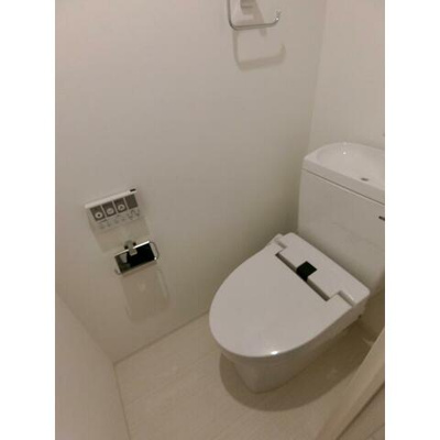 【トイレ】 | グランリーヴェル横濱和田町ELMO | 温水洗浄便座付き♪