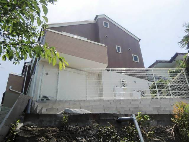 横浜市磯子区岡村4丁目のアパートの画像