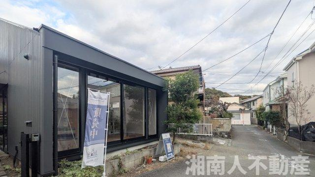 藤沢市片瀬３丁目６－３５戸建ての外観|外観は落ち着いています