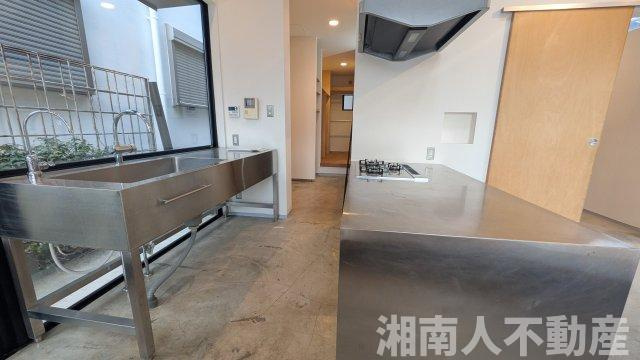 藤沢市片瀬３丁目６－３５戸建てのキッチン|キッチンでお料理をお楽しみください