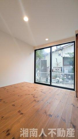 藤沢市片瀬３丁目６－３５戸建ての洋室|使い勝手のいい洋室です