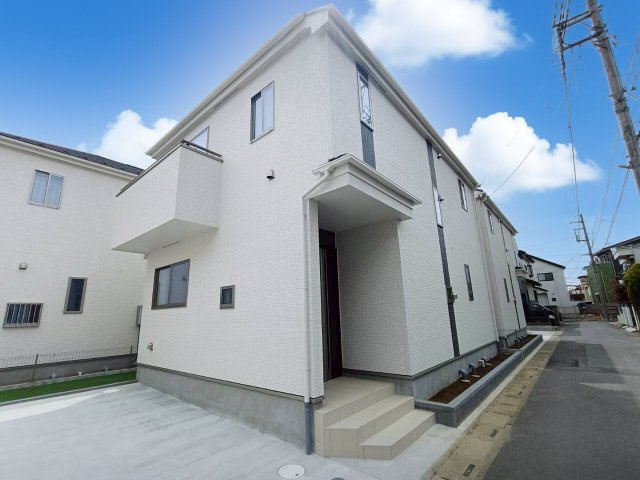 三郷市　戸ケ崎5丁目　新築戸建　全9棟の前面道路含む現地写真|前面道路含む現地写真です