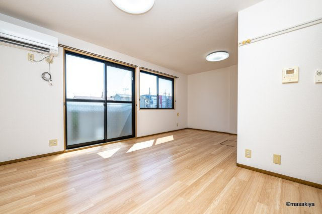 メゾン・ド・Mの居間・リビング