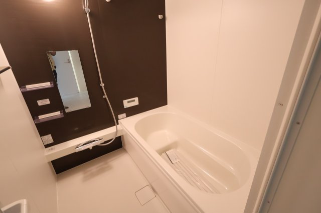 《仲介手数料無料》浦和区針ヶ谷１丁目14新築一戸建てKEIAI GRACEの浴室