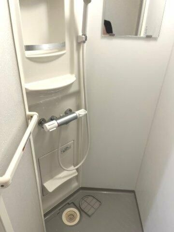 ネクサス新宿戸山公園のシャワールーム