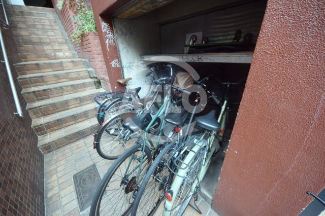 ビラ・イノウエのその他共用部分|ビラ・イノウエ　駐輪場