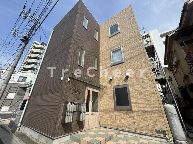 ナーナリベルテ(NAANA Liberte)