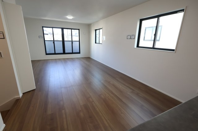 《仲介手数料無料》浦和区針ヶ谷１丁目14新築一戸建てKEIAI GRACE