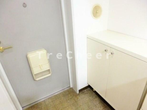 グレース飯島の玄関