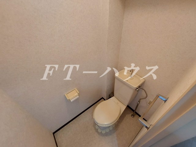 メゾンベルウッドのトイレ