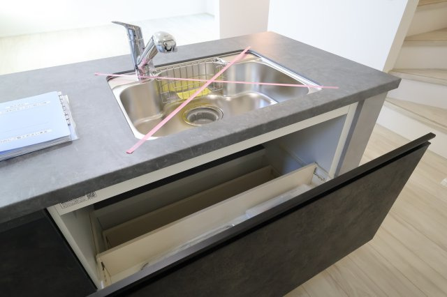 《仲介手数料無料》浦和区針ヶ谷１丁目14新築一戸建てKEIAI GRACEのキッチン