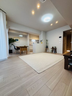 【居間・リビング】 | プロパレス真田山プリーマ | プロパレス真田山プリーマ　リビング