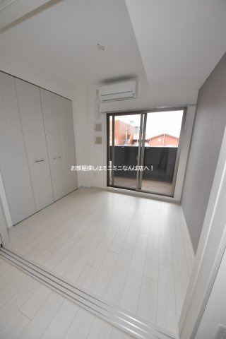 レジュールアッシュウエストレジスの寝室