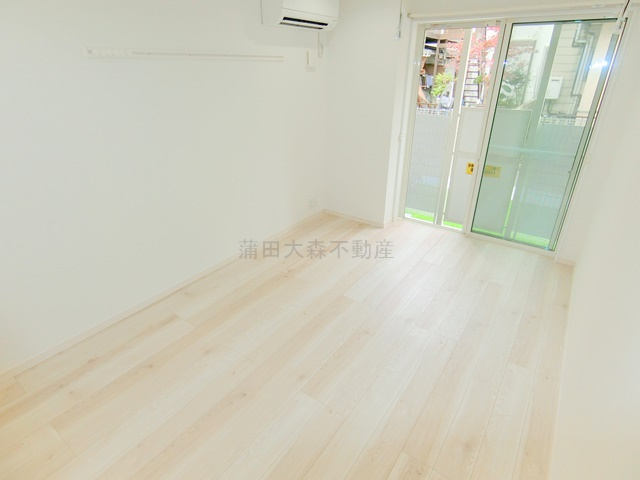 ハーミットクラブハウス羽田（仮）の居間・リビング