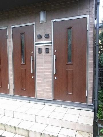 トレス長崎のエントランス