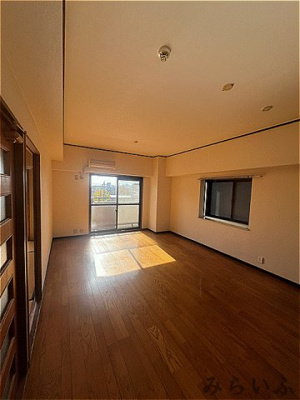 【居間・リビング】 | ウイングオカドビル